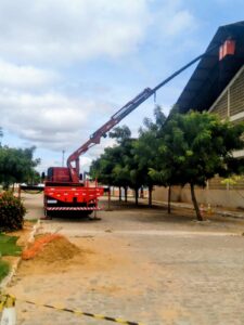 Fotos Qvedo Locação de Munck Foto 13